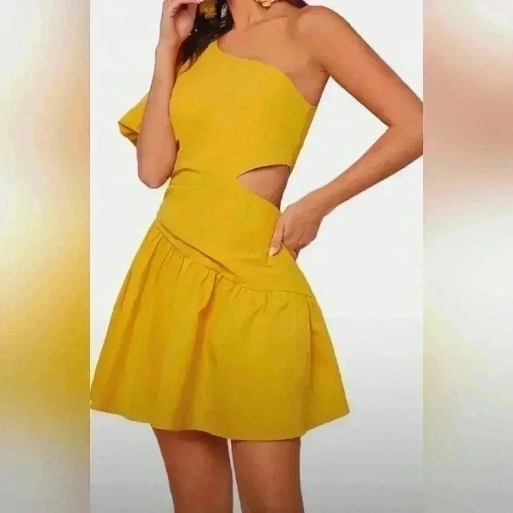 805. WDIRARA One Shoulder Cutout Ruffle Mini Dress Yellow Large